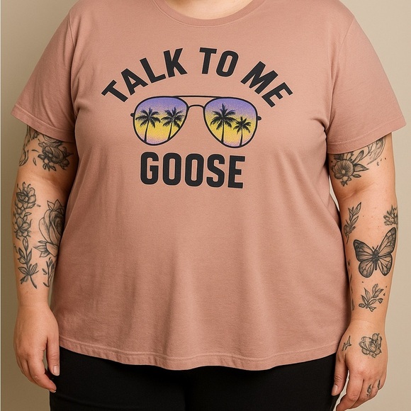 Maurices Tops - Maurices Pink Graphic Tee Size 4X